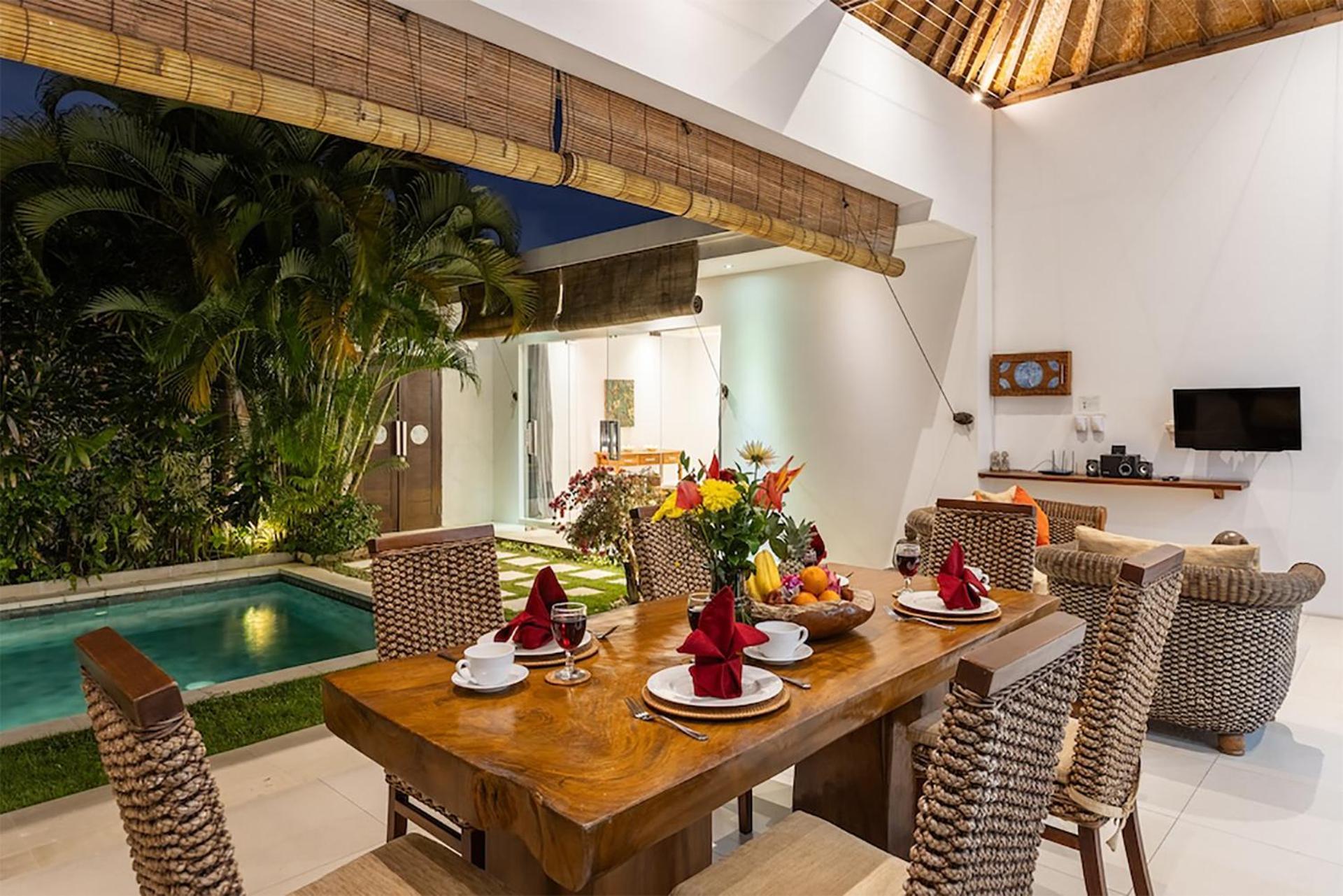 Villa Lotus Seminyak Esterno foto