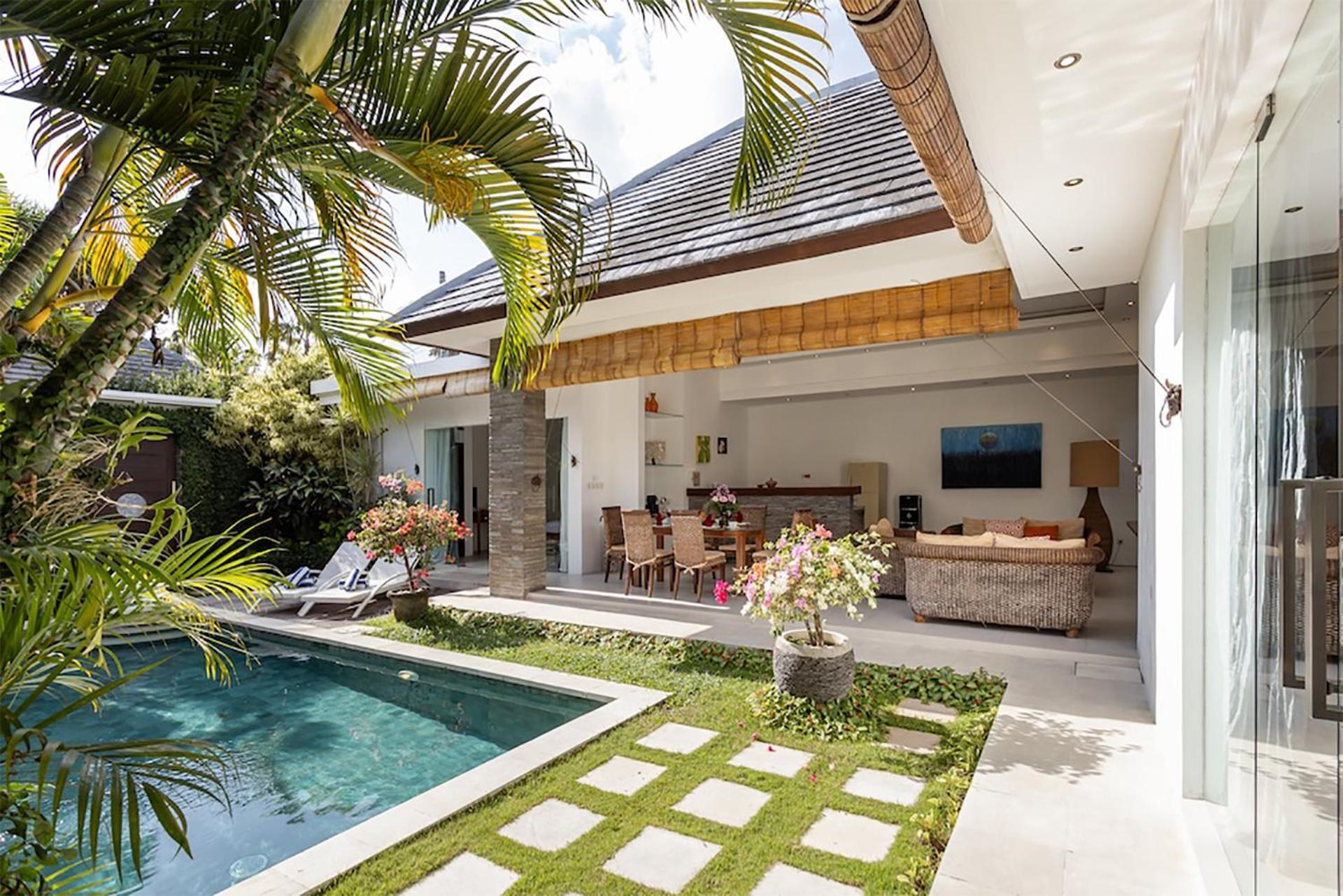 Villa Lotus Seminyak Esterno foto